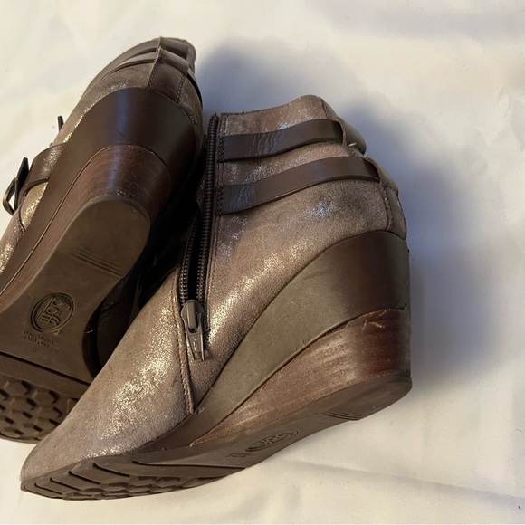 LADIES Ankle Boot- Wedge- Sofff Designed - Picture 2 of 5